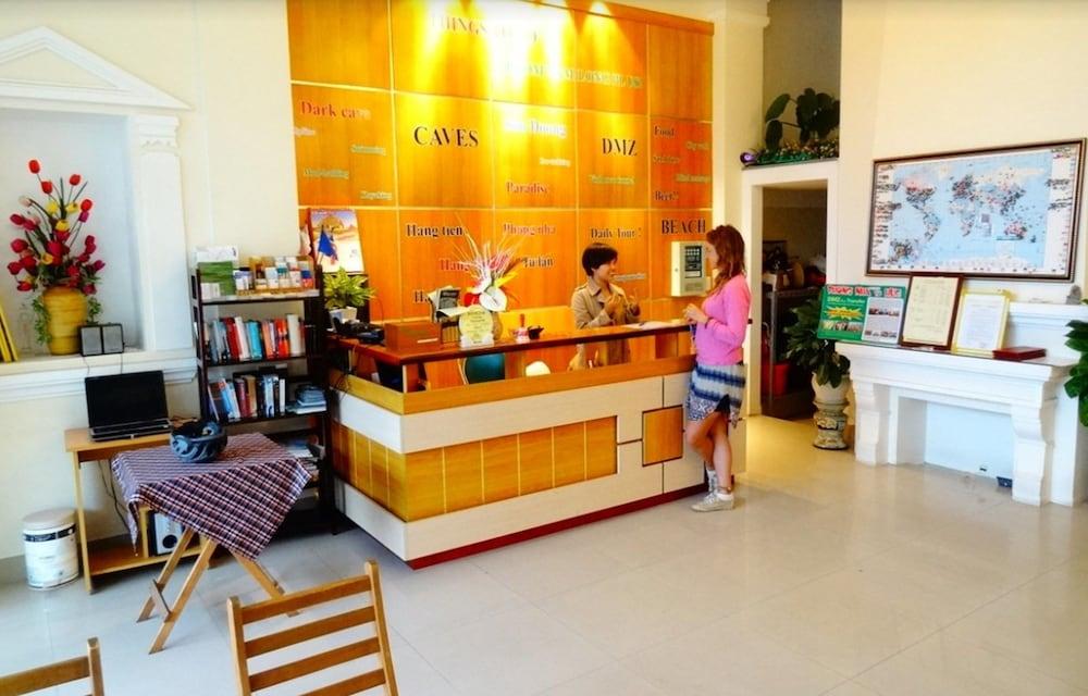 lobby