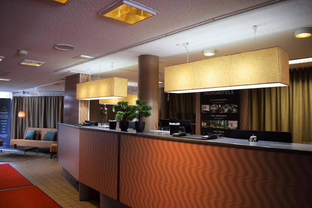 lobby