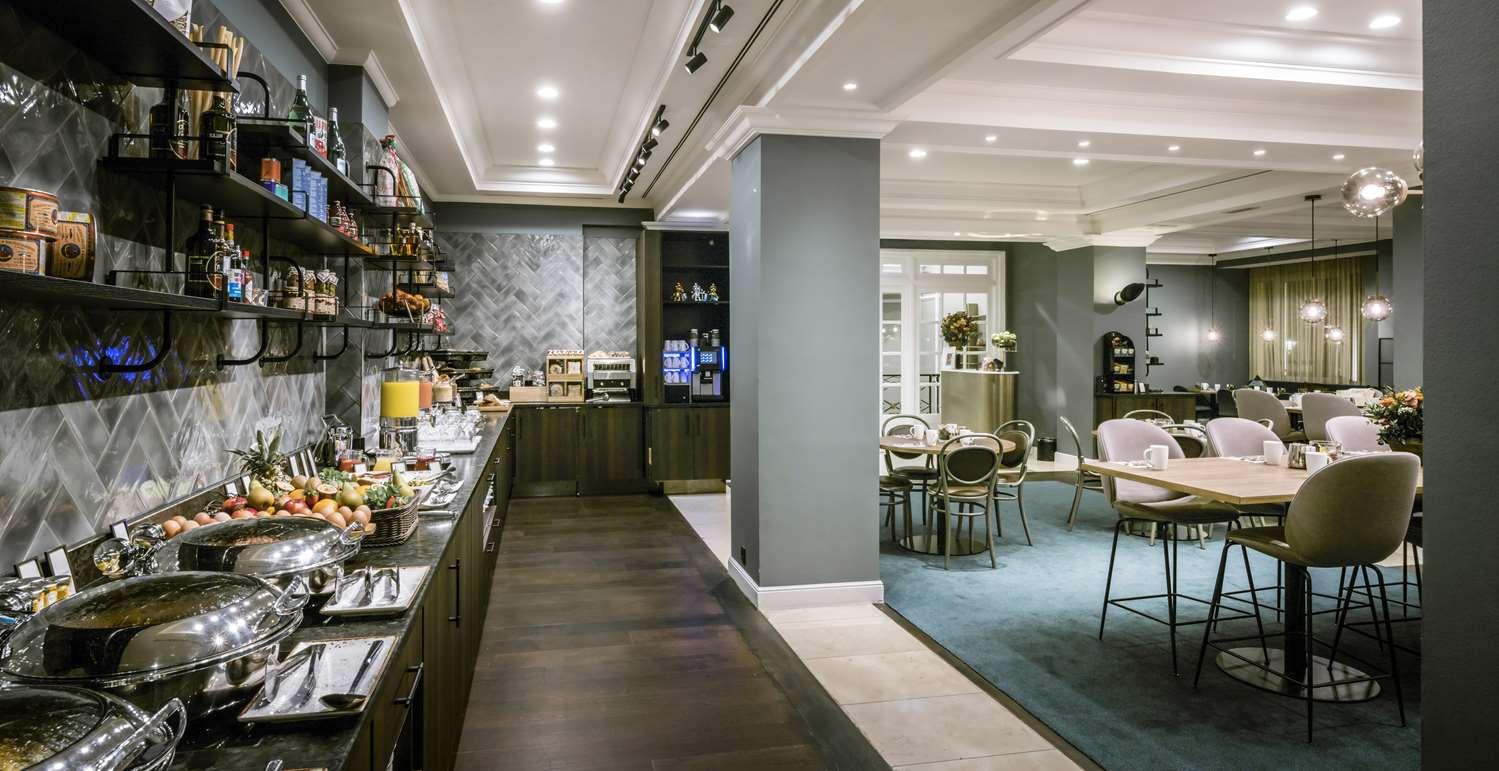 restaurant cafeteria