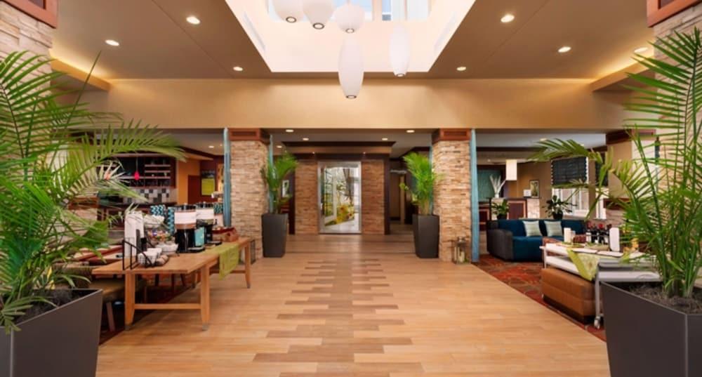 lobby