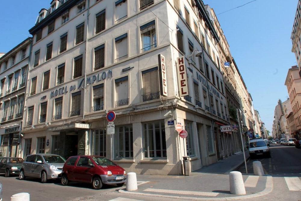 hotel