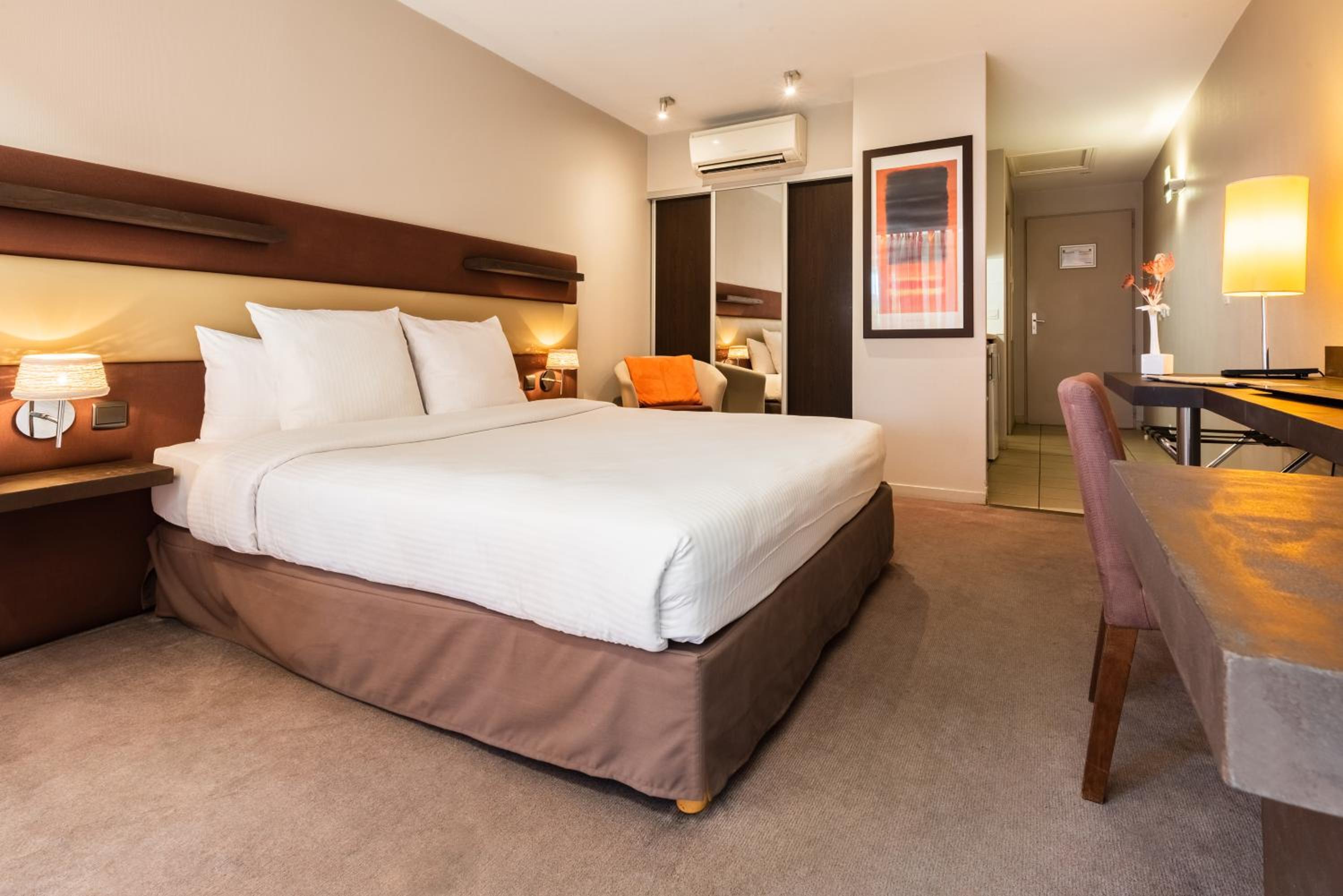 rooms