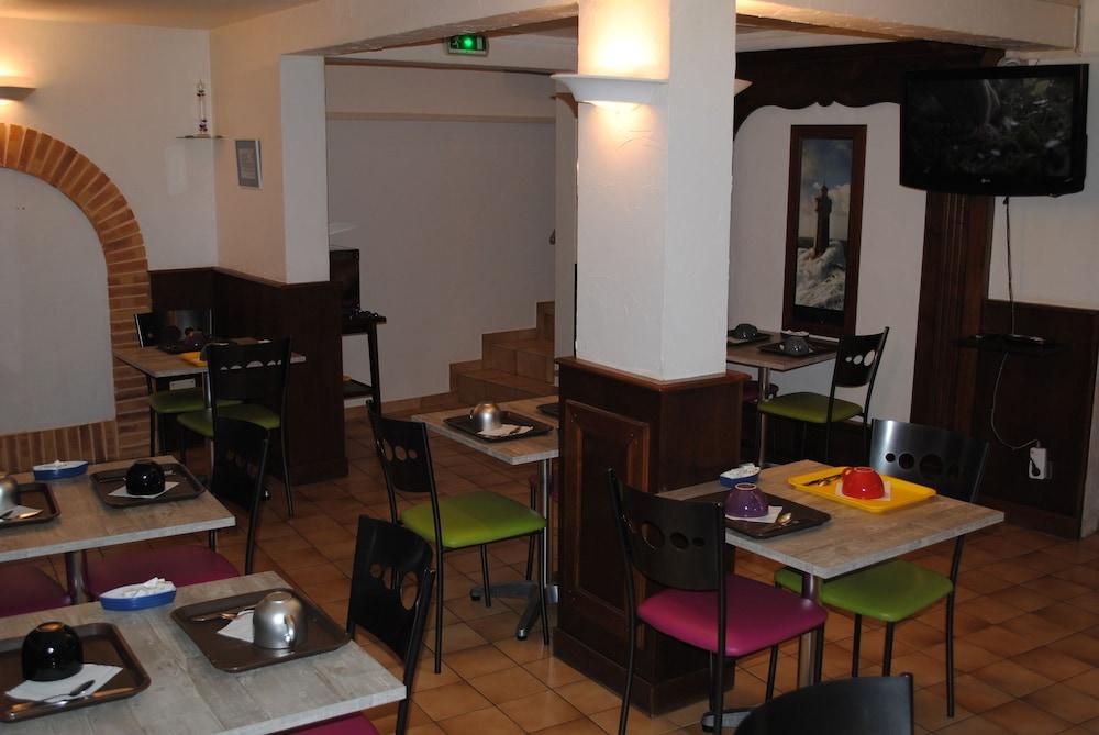 restaurant-cafeteria
