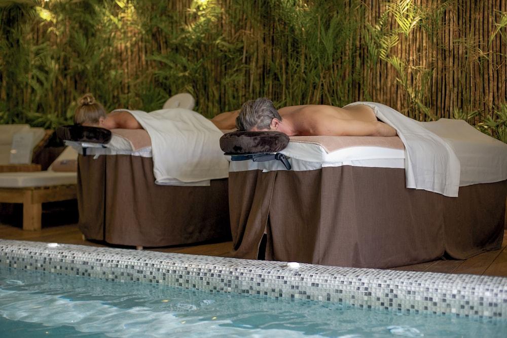swimming pool spa