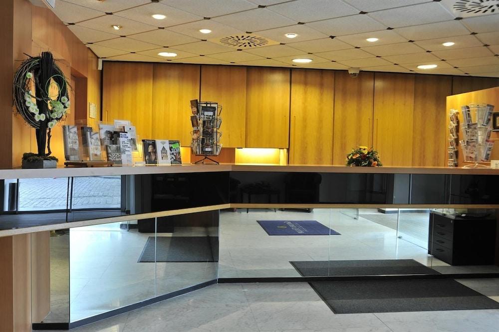 lobby