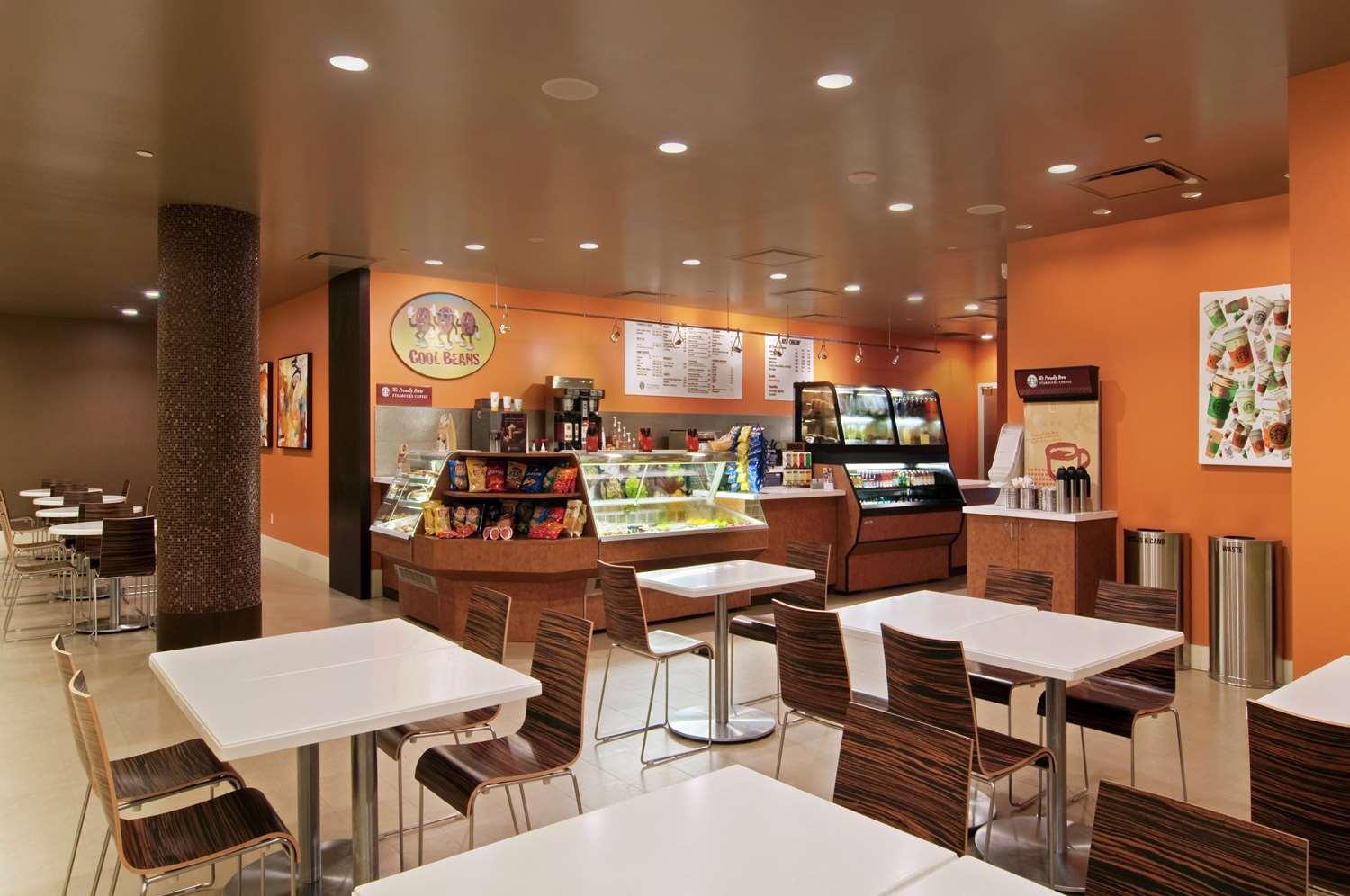 restaurant cafeteria