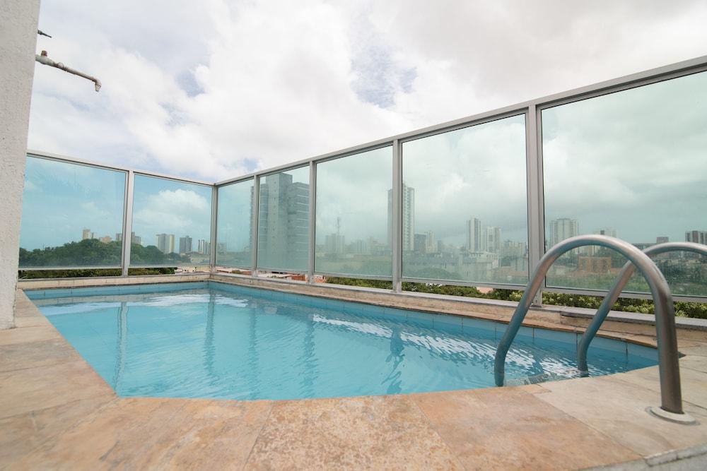 swimming pool spa