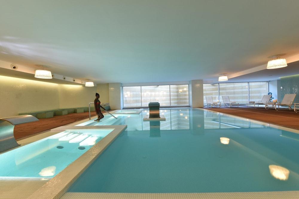 swimming pool spa