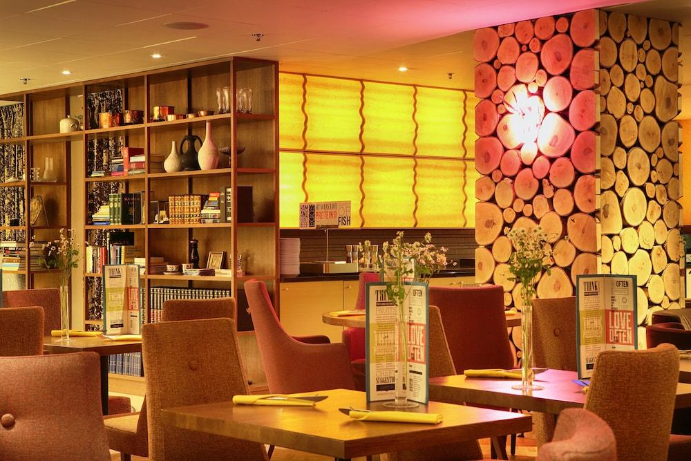 restaurant-cafeteria