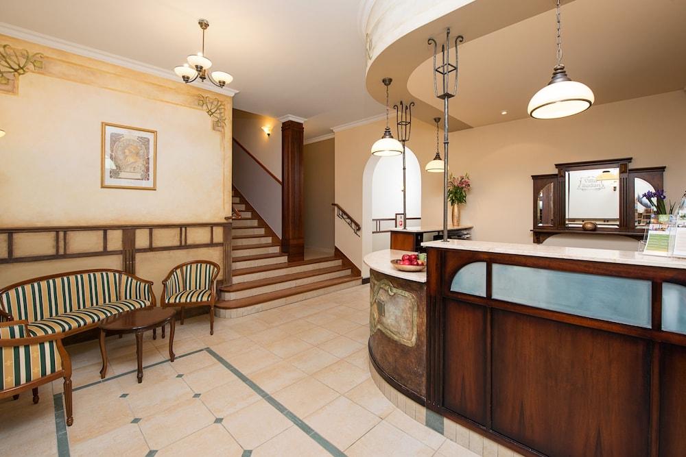 lobby
