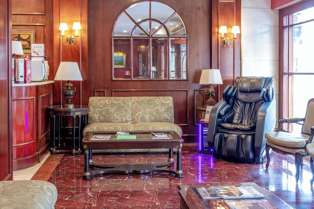 lobby
