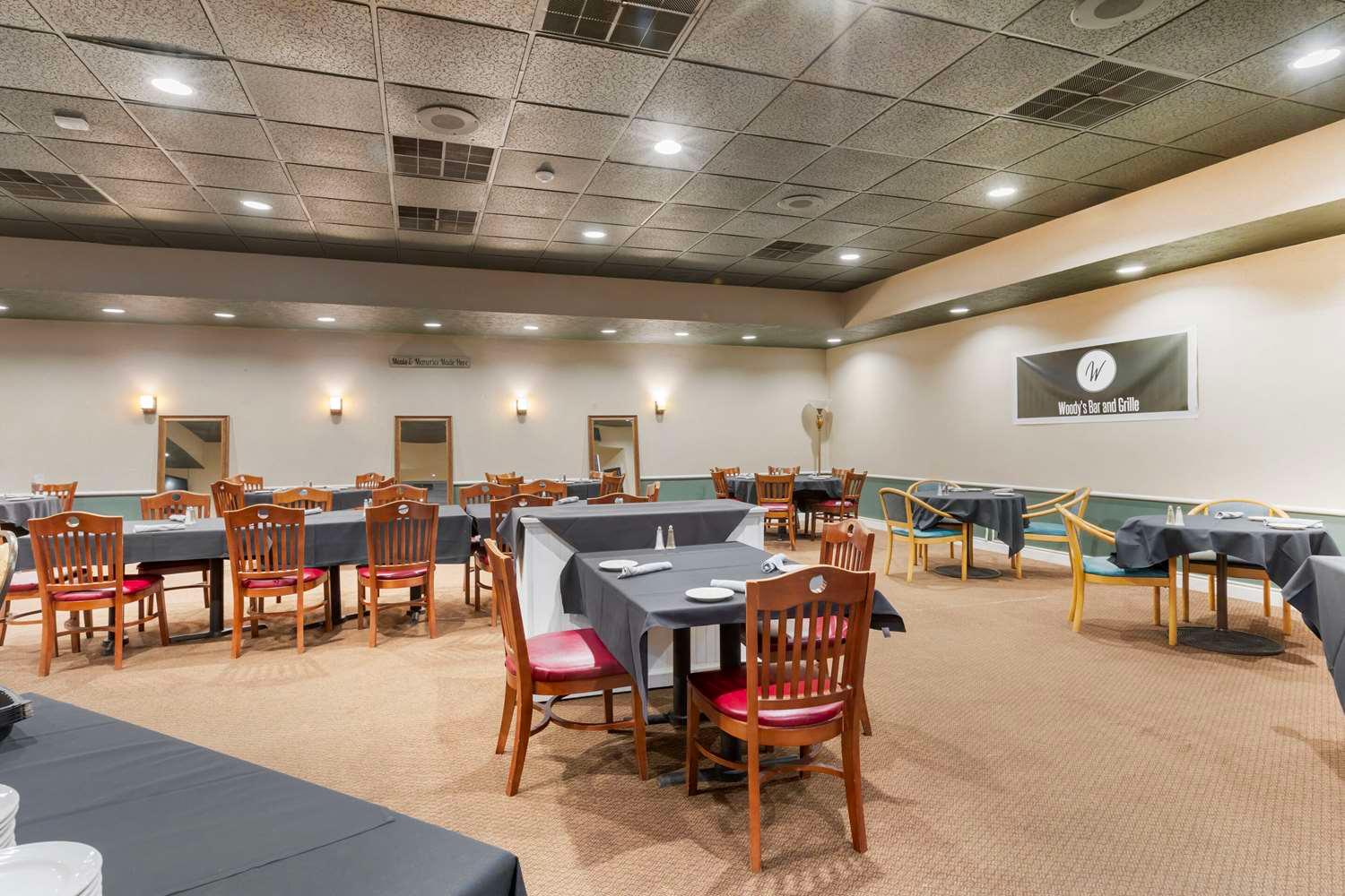 restaurant cafeteria
