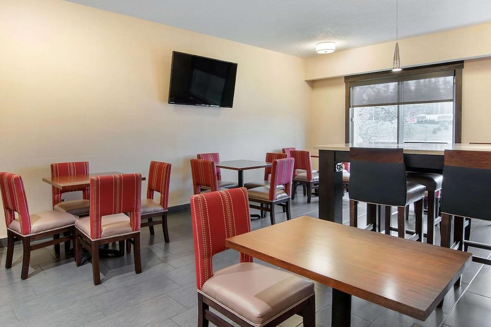 restaurant-cafeteria