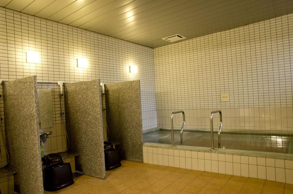 swimming pool spa