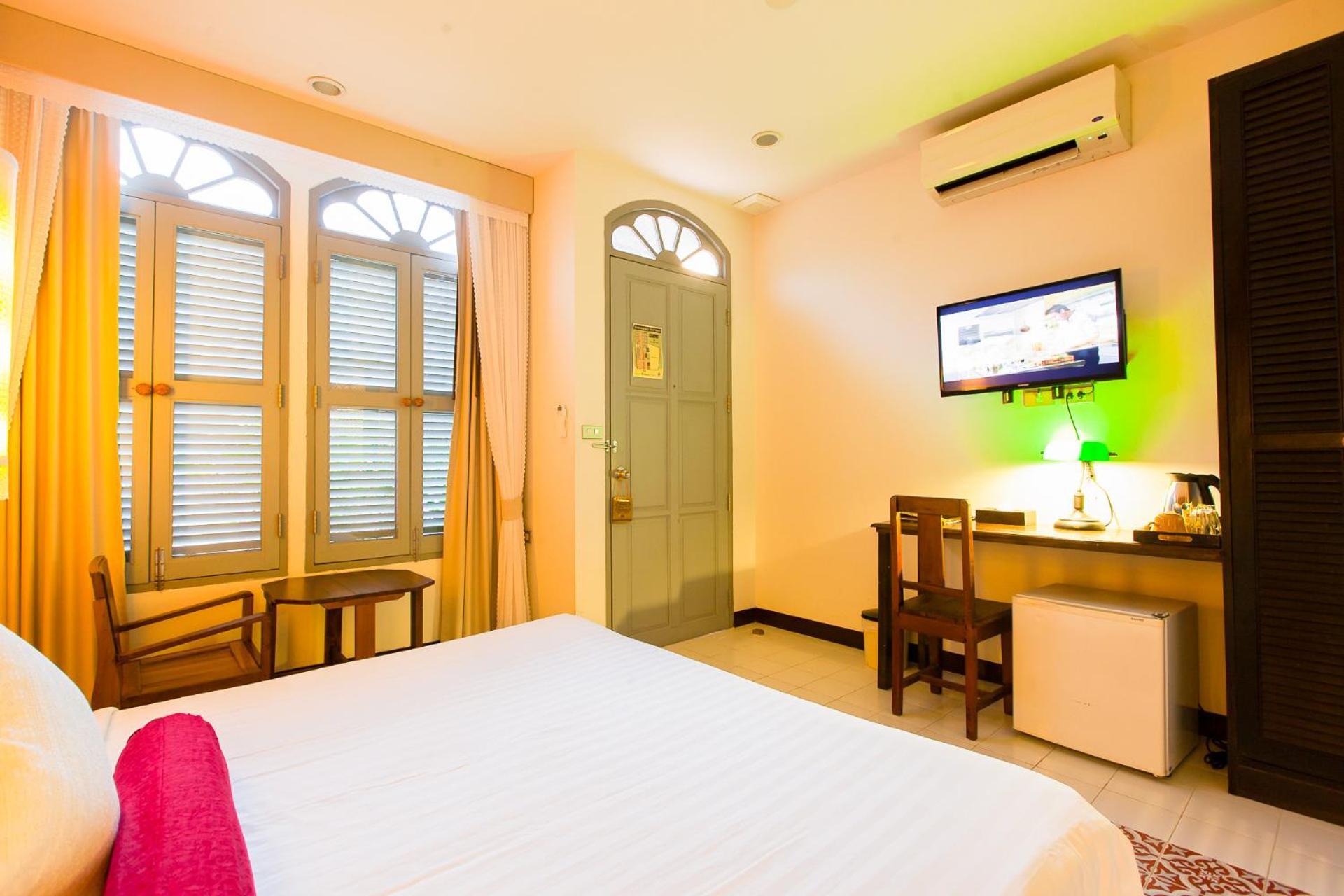 rooms