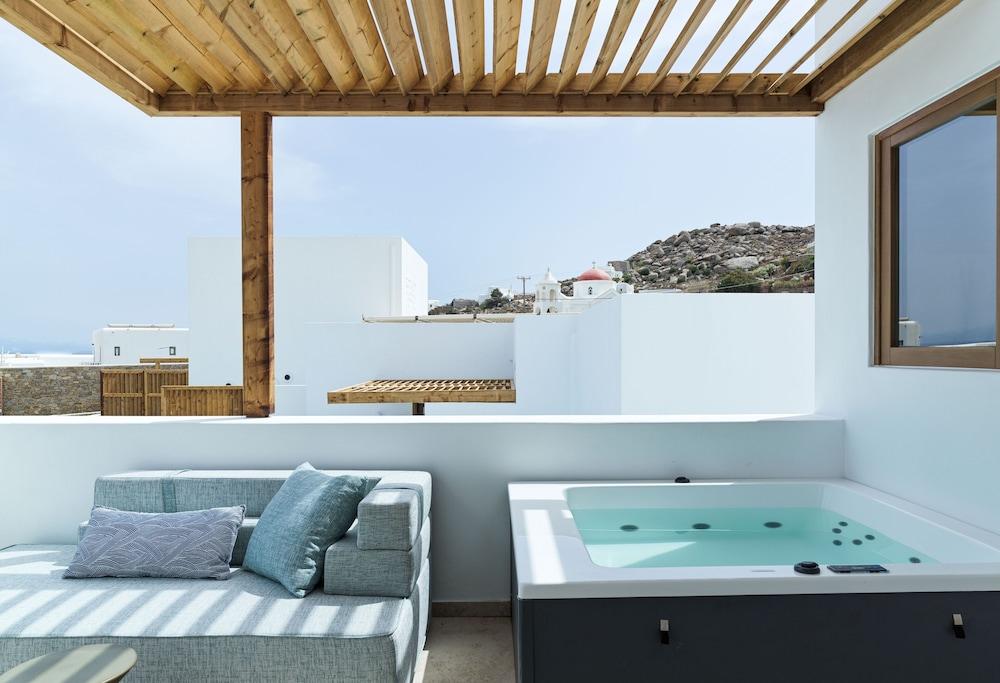swimming pool spa