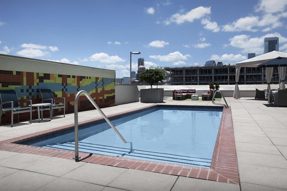 swimming pool spa