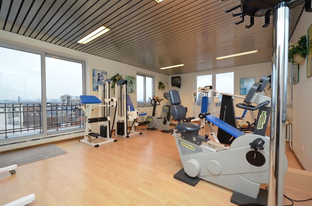 sport_facililities