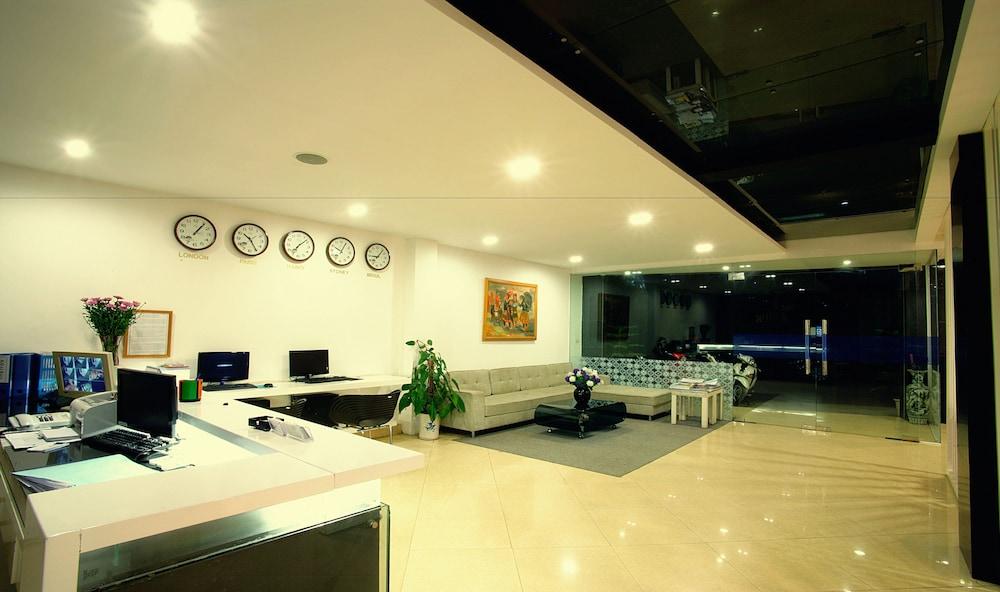 lobby