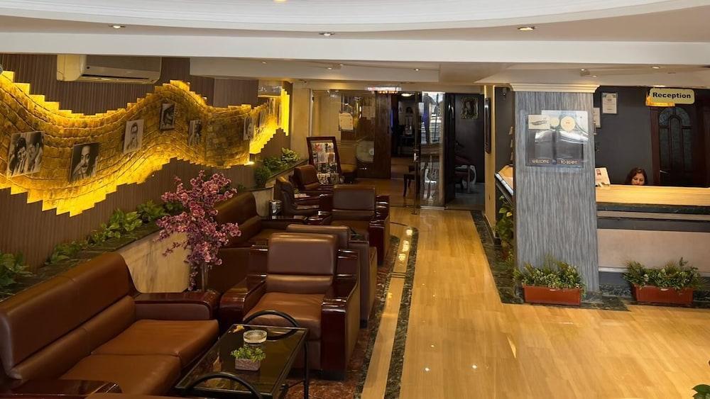 lounge