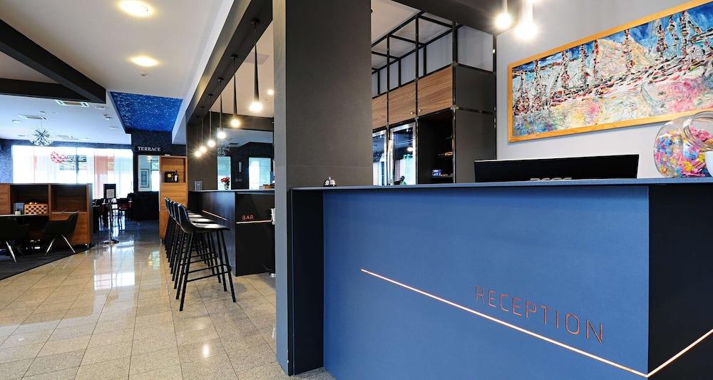 lobby