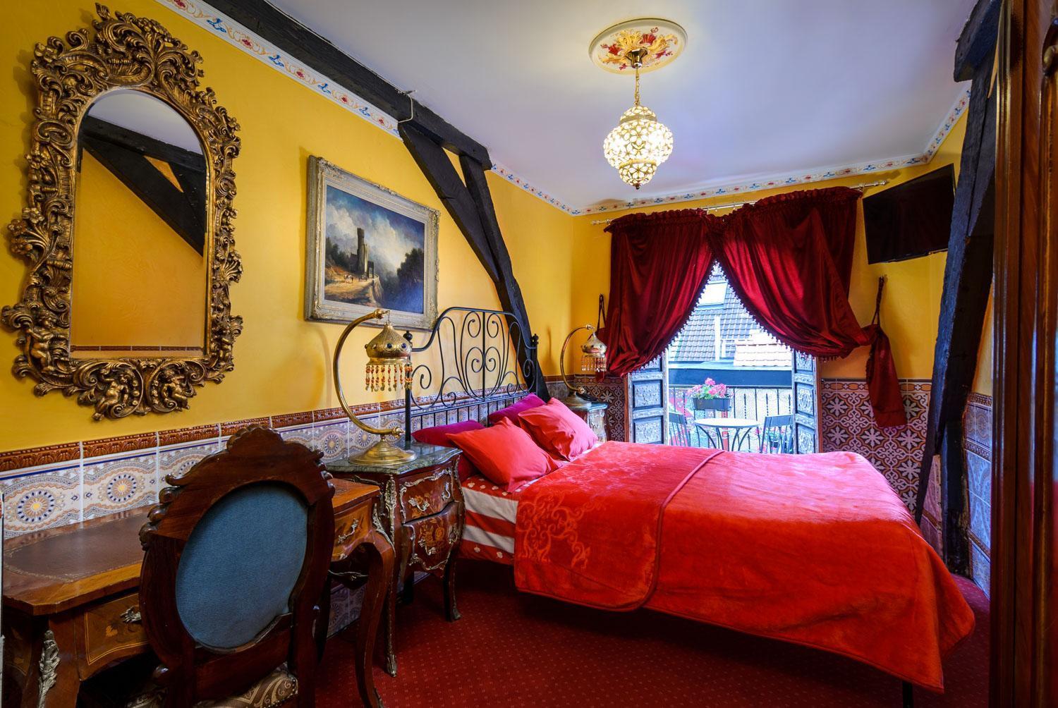 rooms