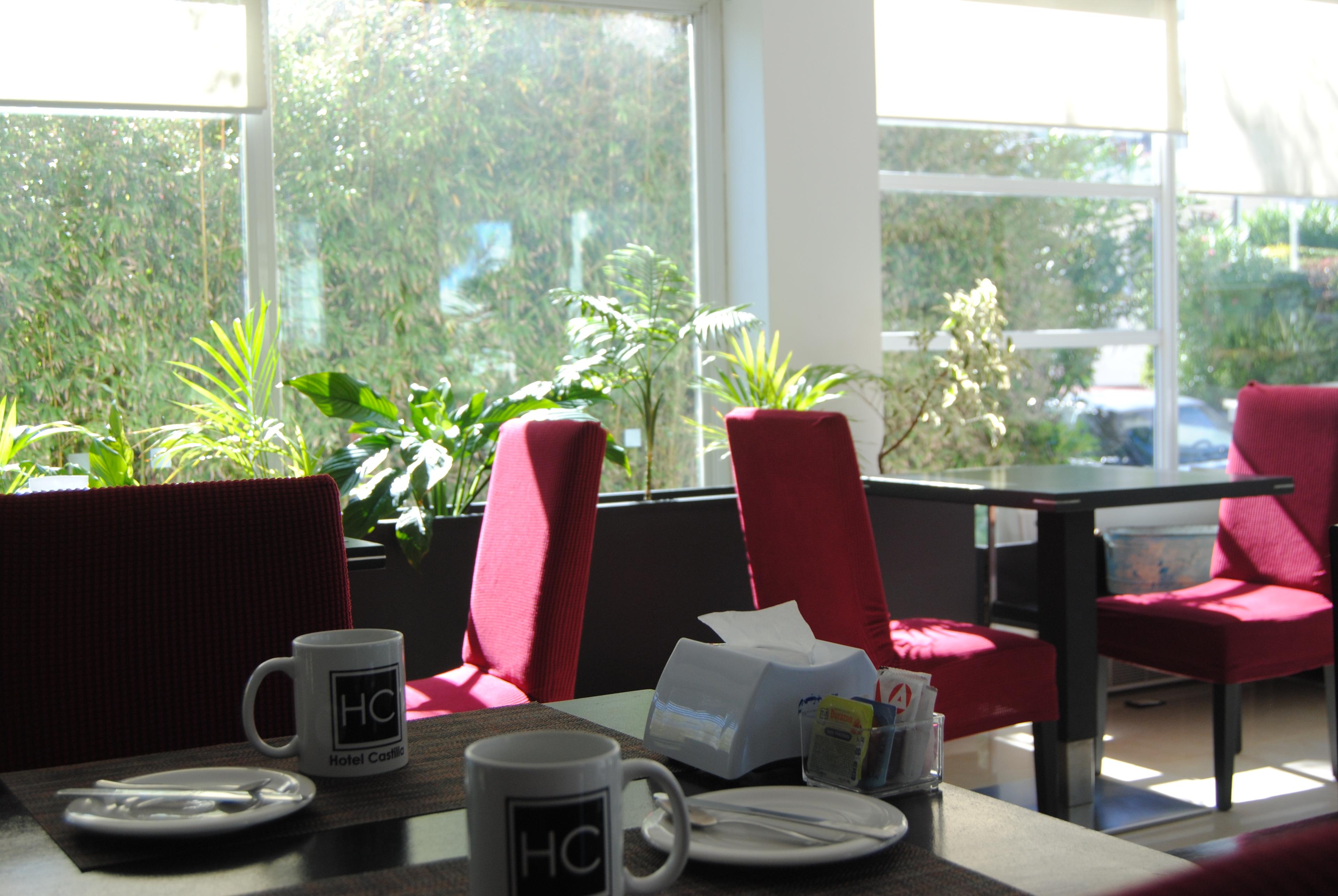 restaurant cafeteria