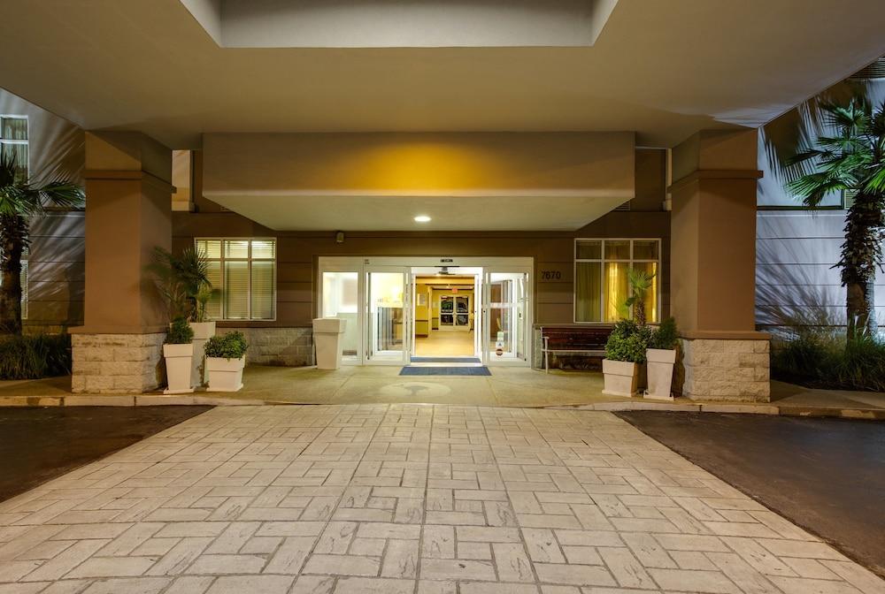 hotel