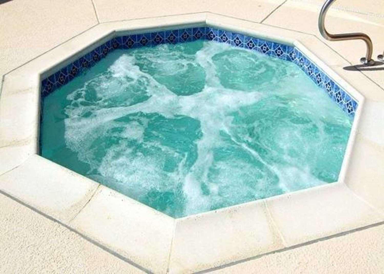 swimming pool spa