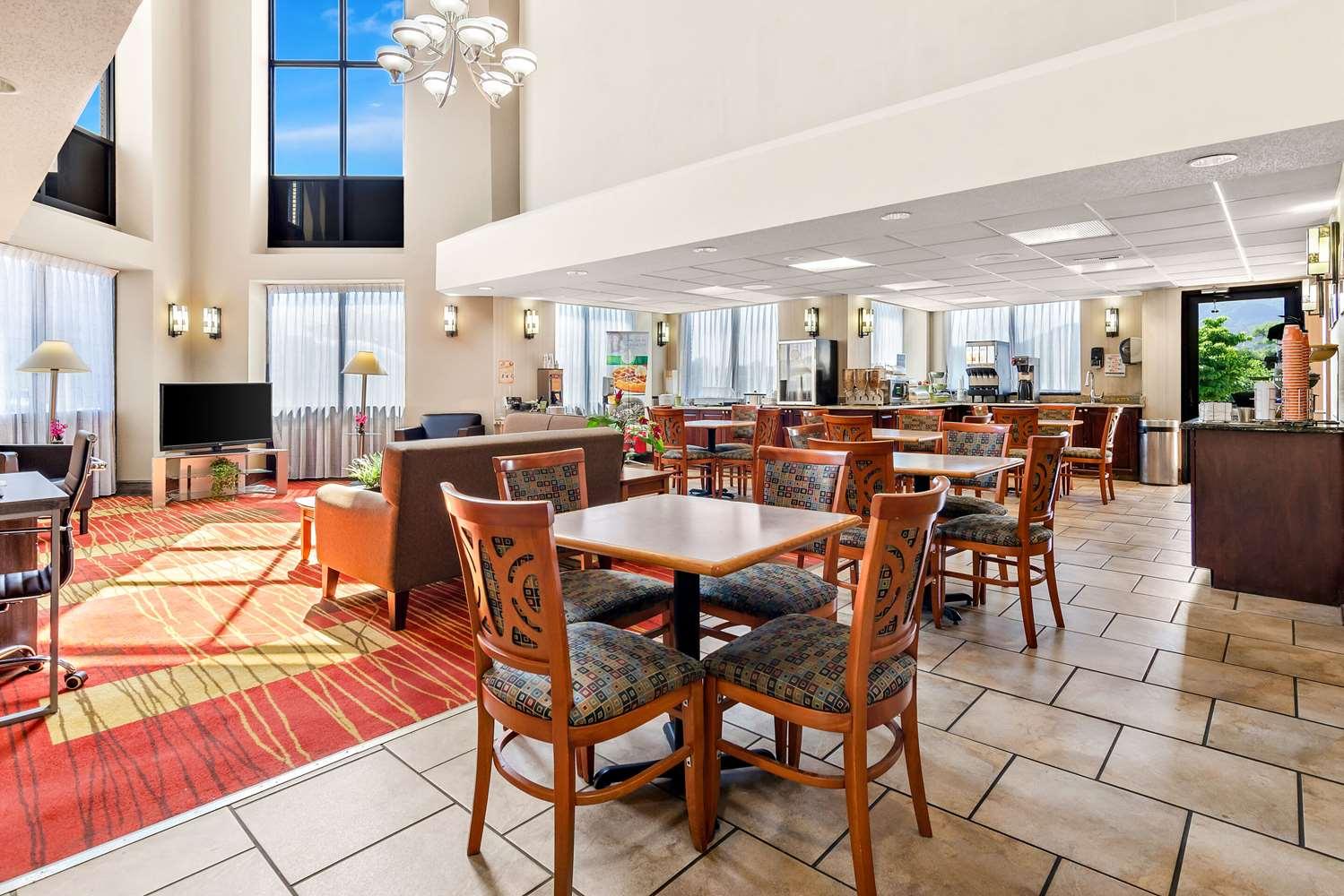 restaurant cafeteria