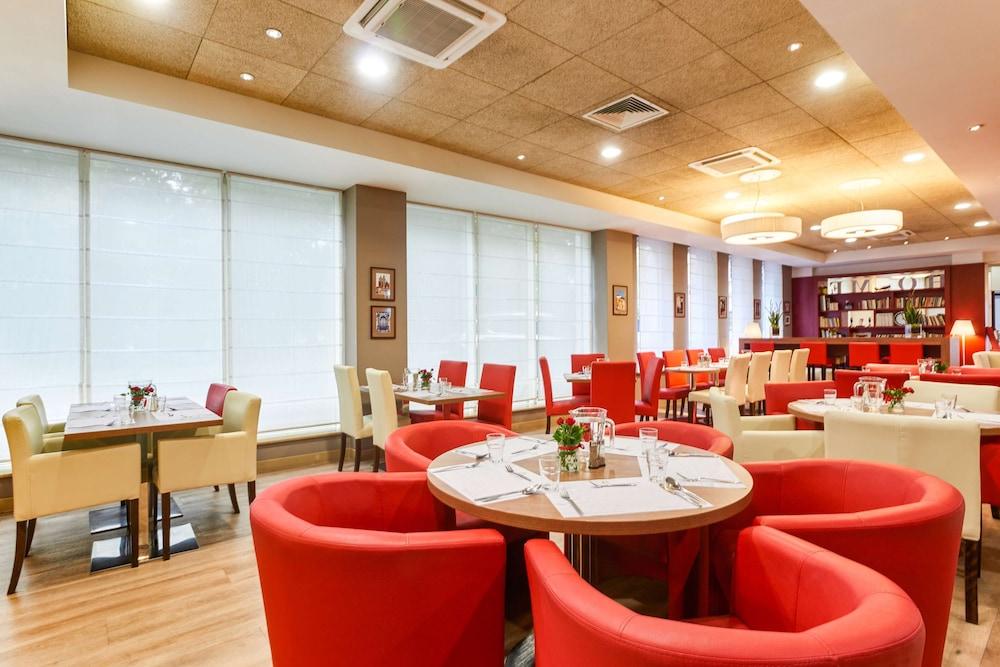 restaurant-cafeteria