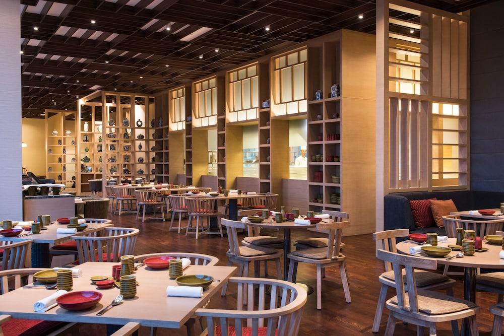 restaurant-cafeteria