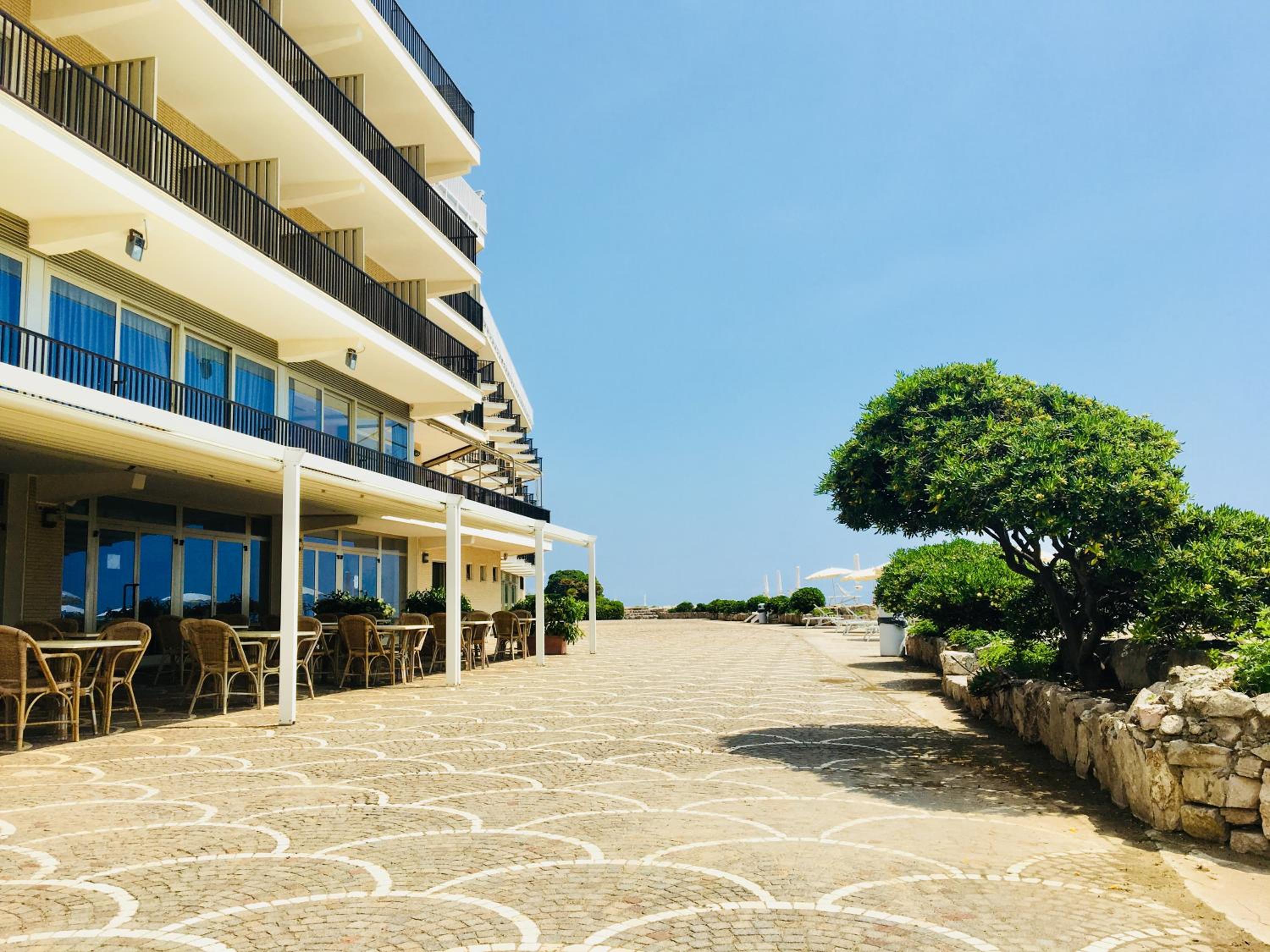 hotel