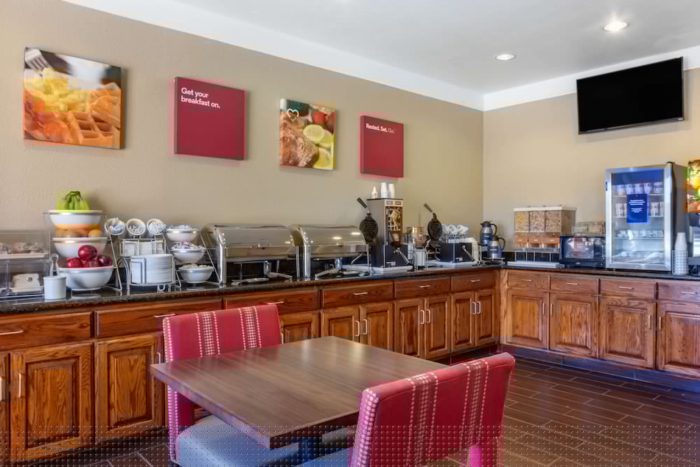 restaurant cafeteria