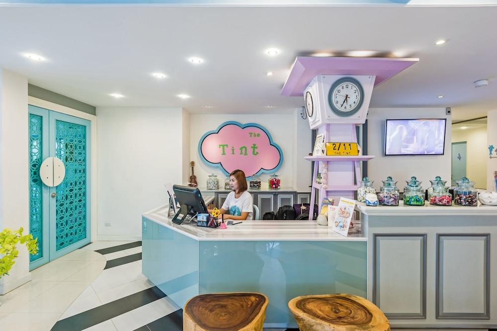 lobby