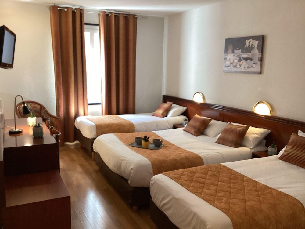 rooms