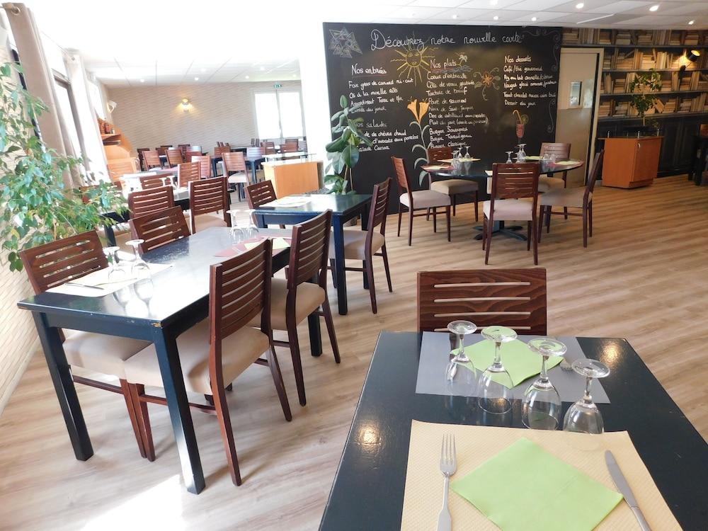 restaurant-cafeteria
