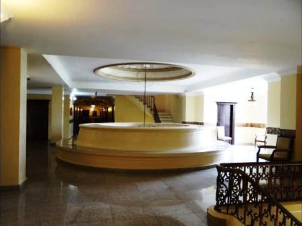 lobby