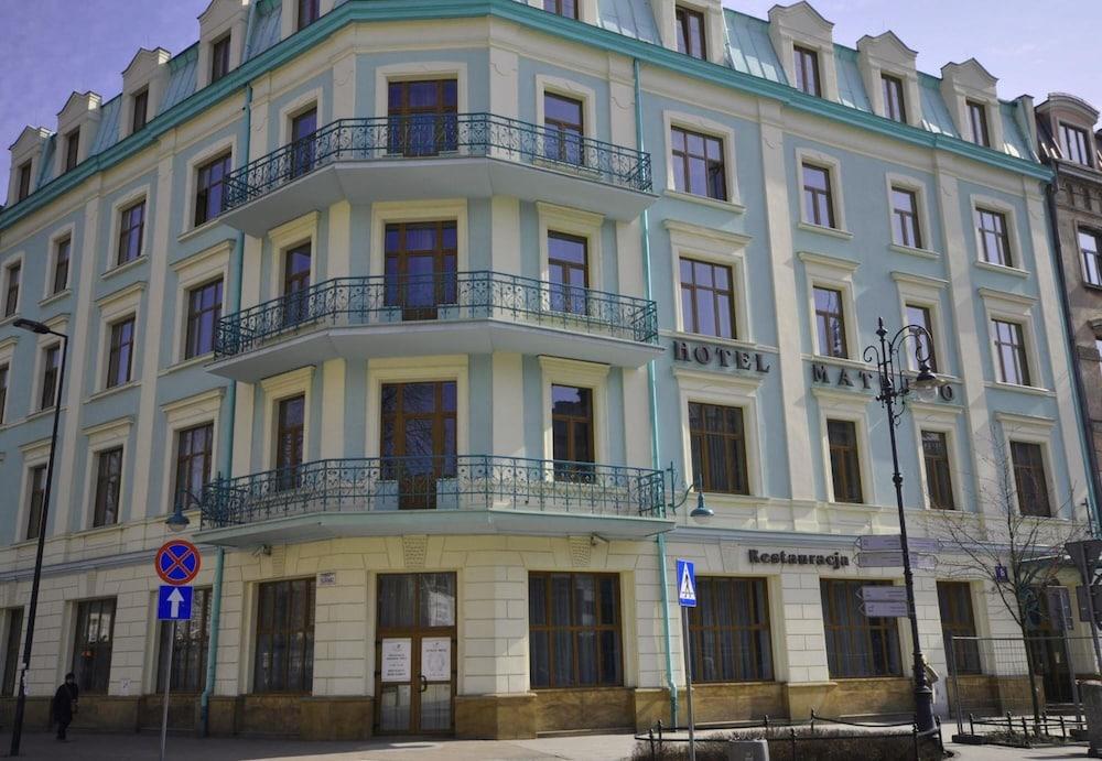 hotel