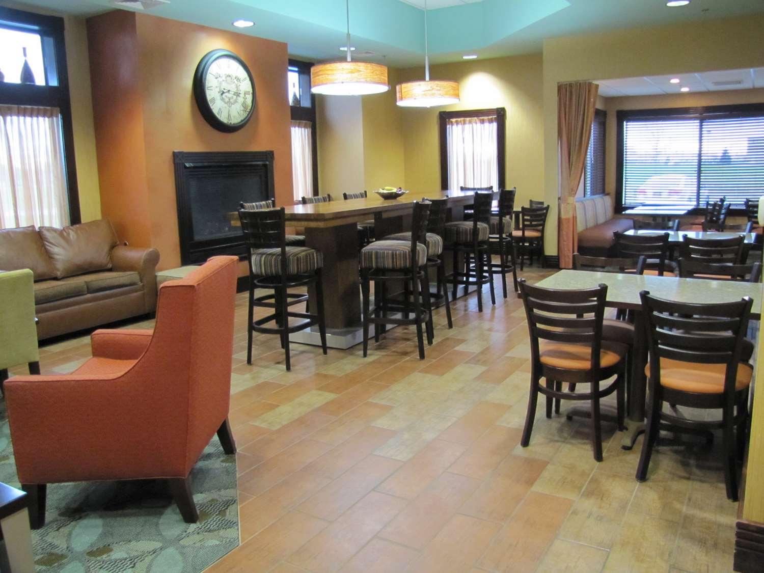restaurant cafeteria