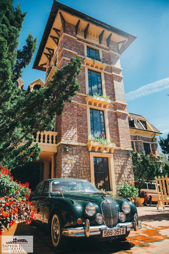 hotel