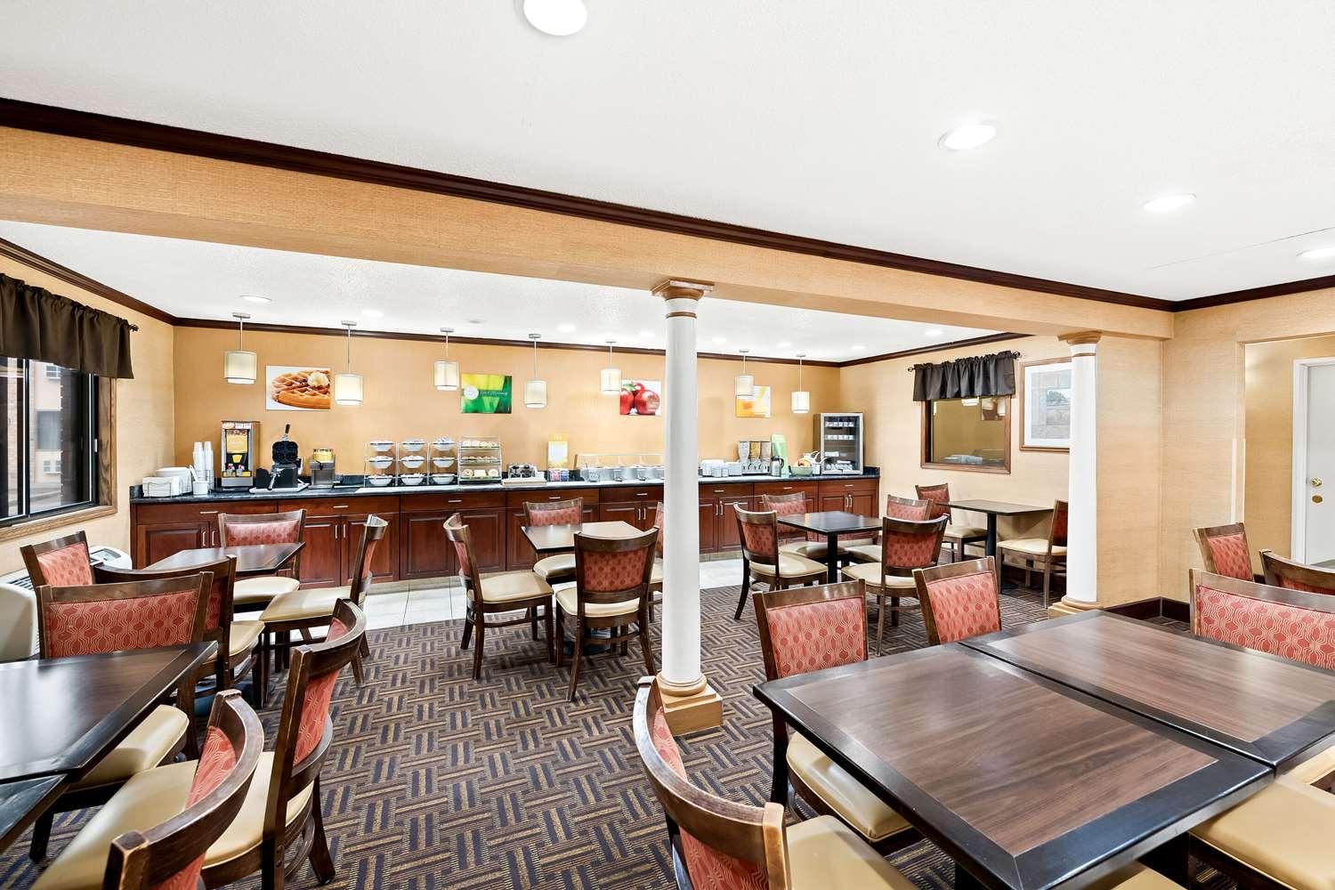 restaurant cafeteria