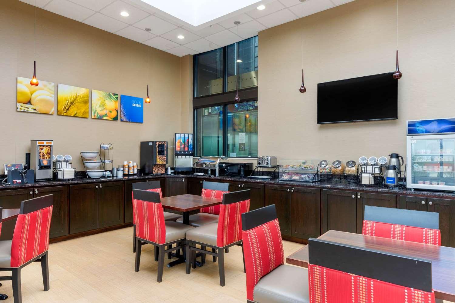 restaurant cafeteria