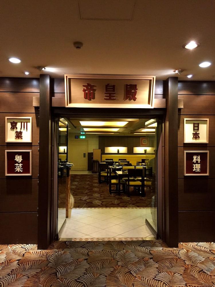 lobby