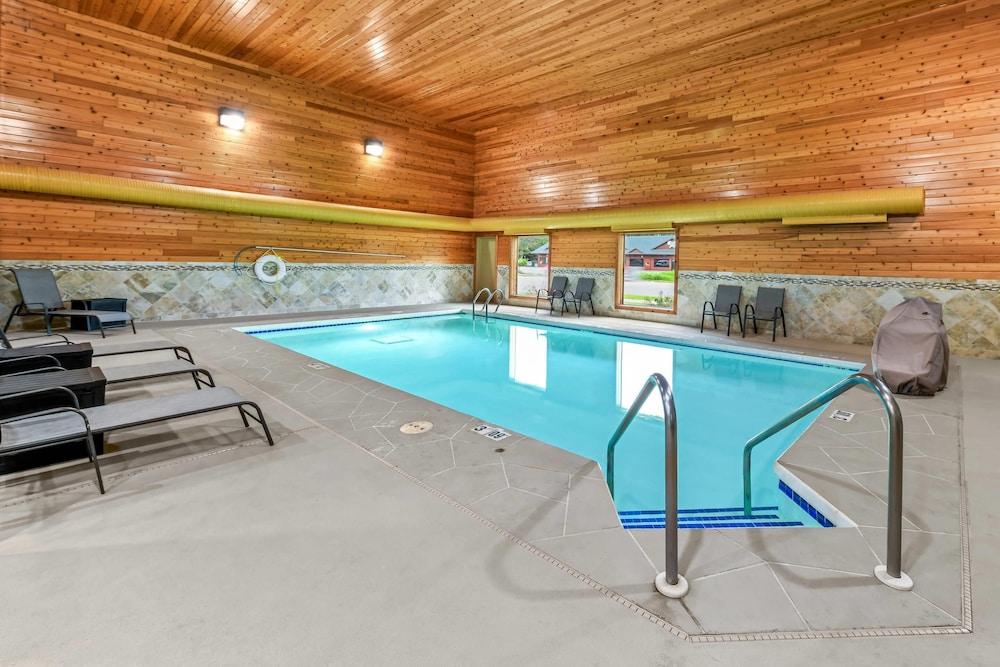 swimming pool spa