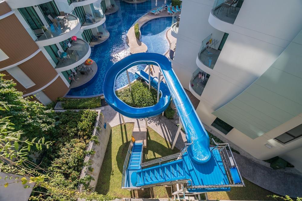 swimming pool spa