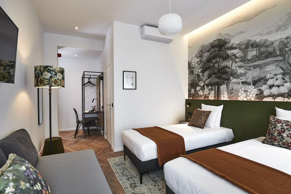 rooms