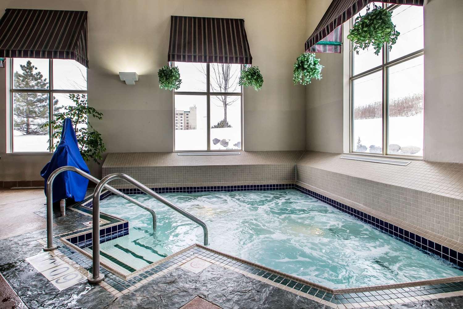 swimming pool spa
