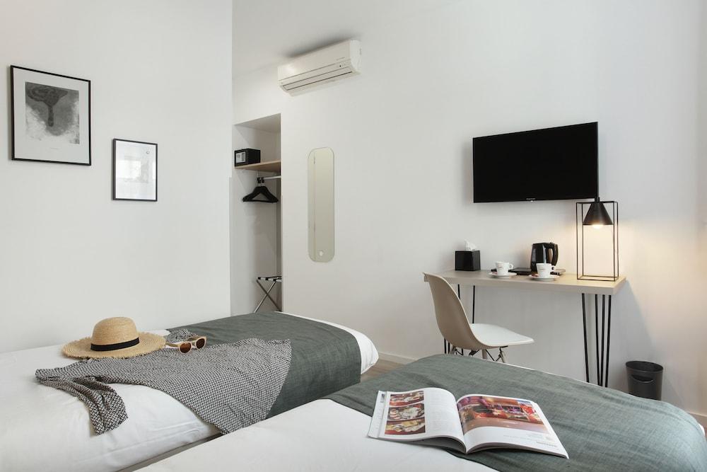 rooms