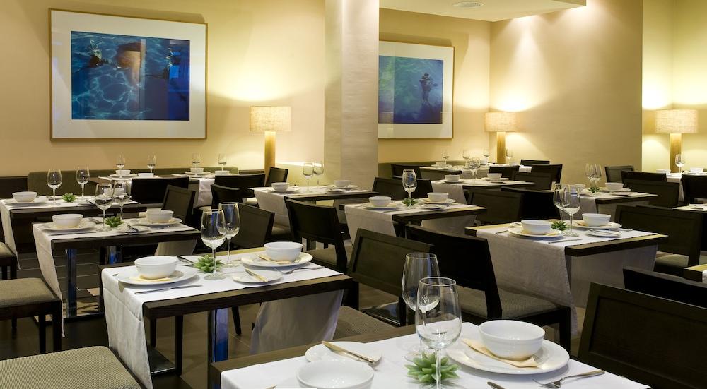 restaurant-cafeteria